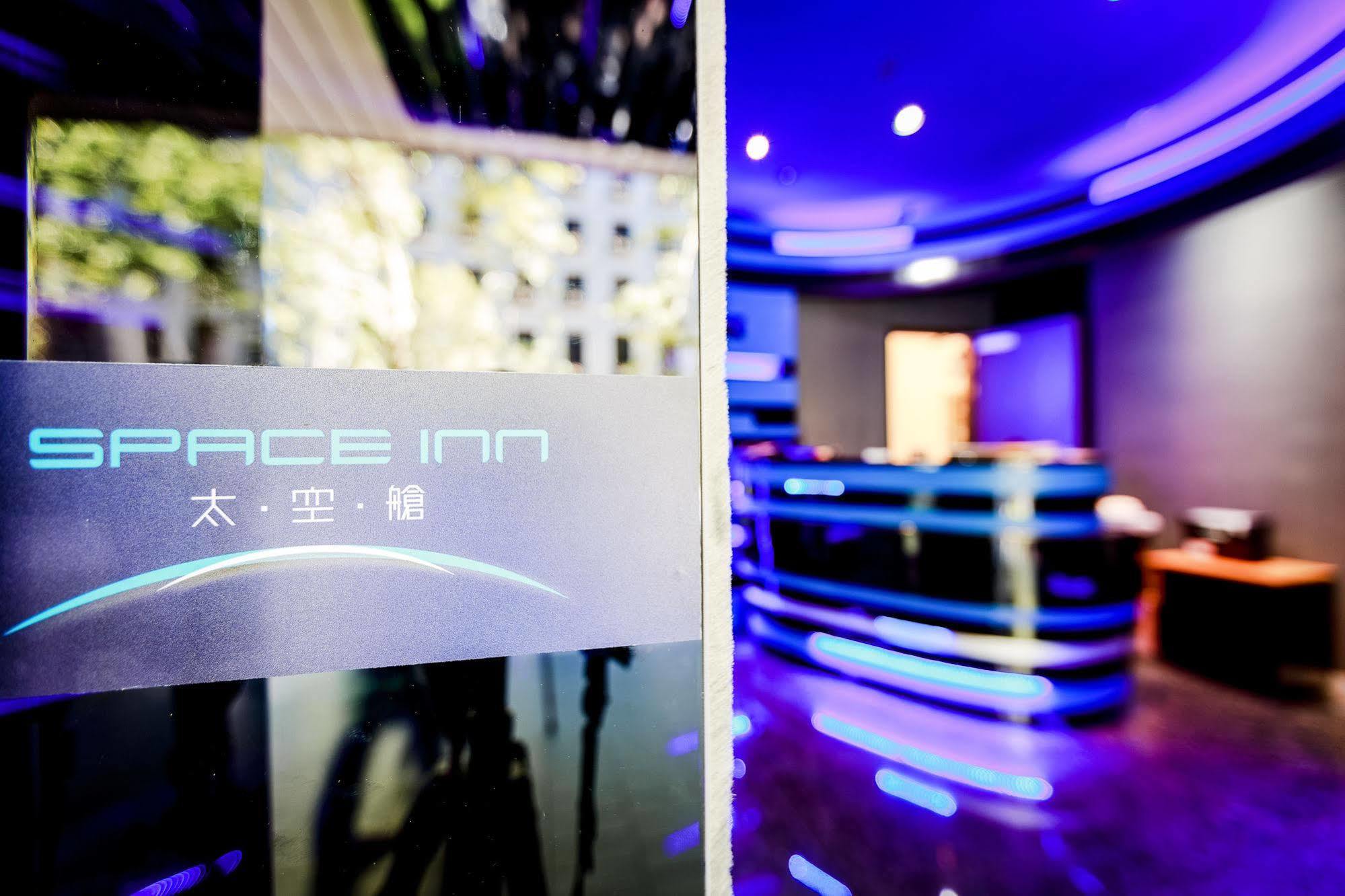 Space Inn Xinyi Taipei Exterior foto